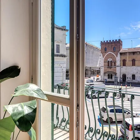 Aweshomeitaly Luxury Apartments Pisa Exterior photo