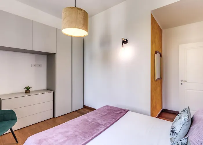 Aweshomeitaly Luxury Apartments