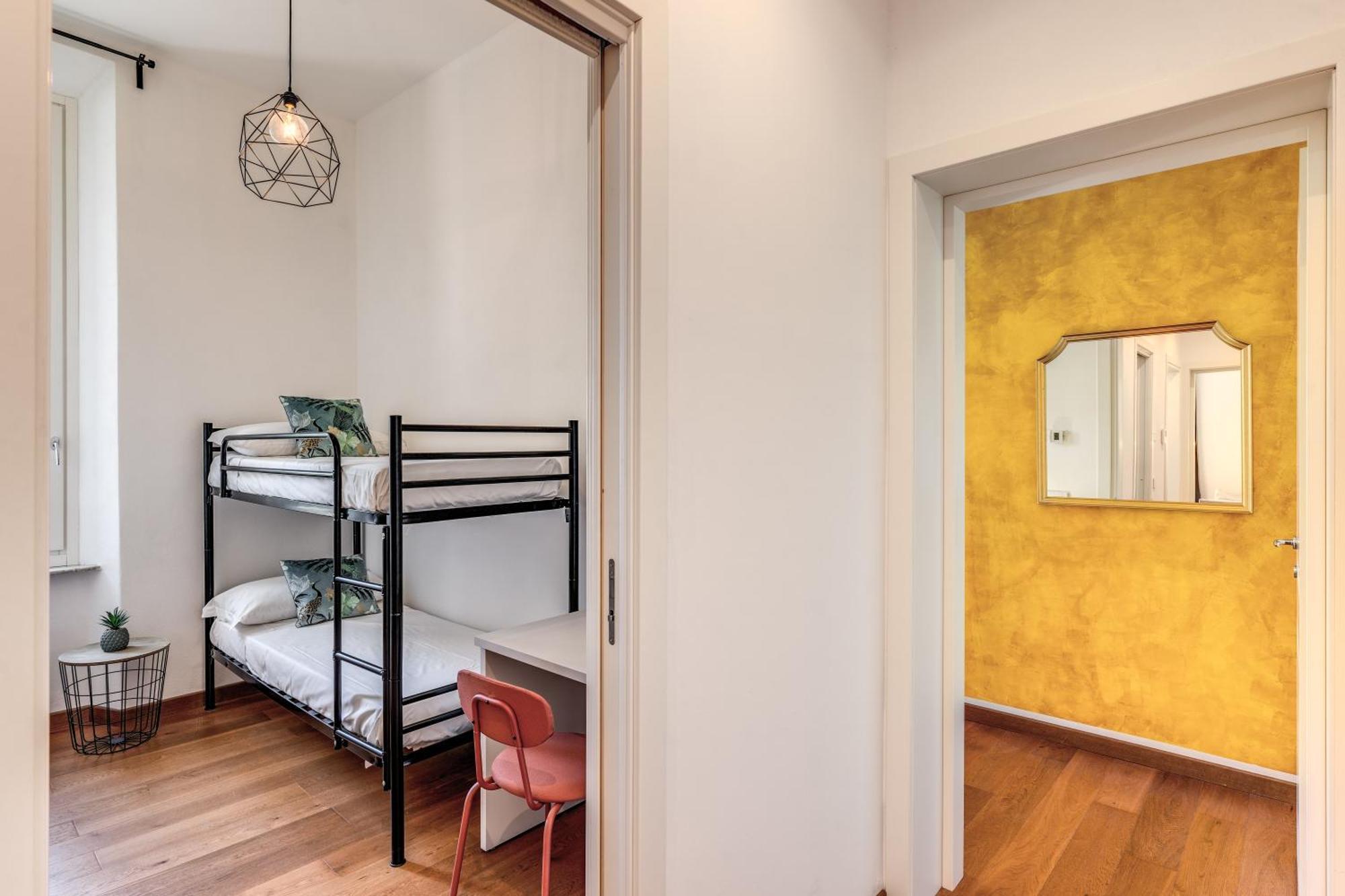 Aweshomeitaly Luxury Apartment