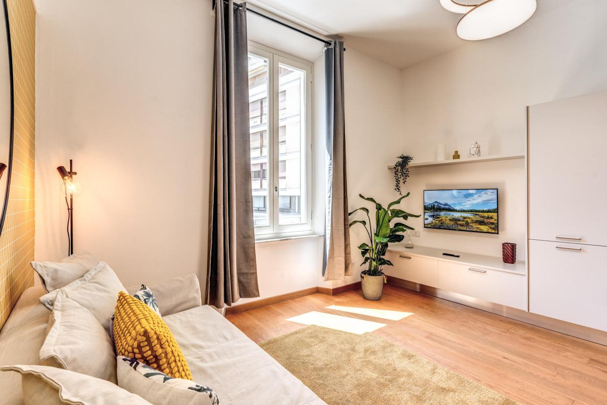 Aweshomeitaly Luxury Apartment